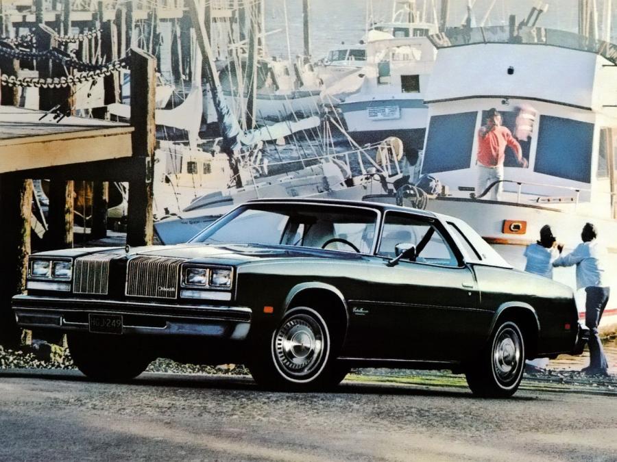 Oldsmobile Cutlass Supreme Brougham Coupe '1977